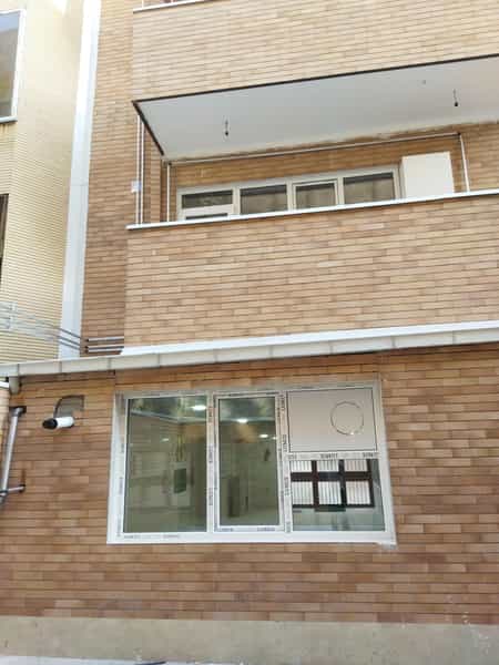 عکس دبیرستان دخترانه ارغوان در اندیشه تبریز