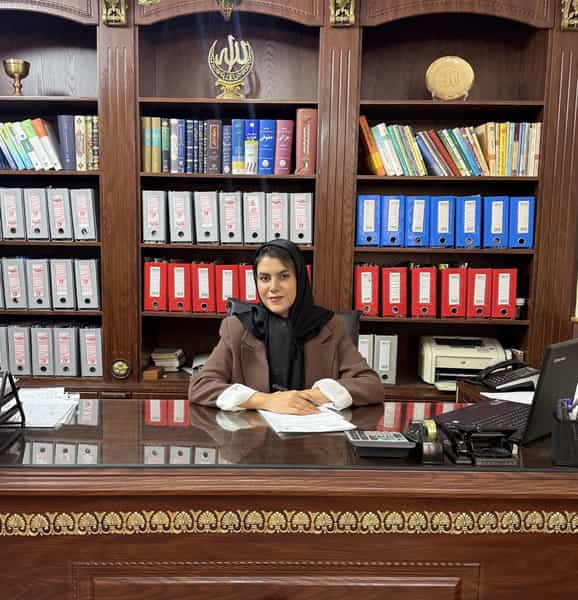 عکس صفورا گلشنی ( وکیل پایه یک دادگستری) در شهر قم