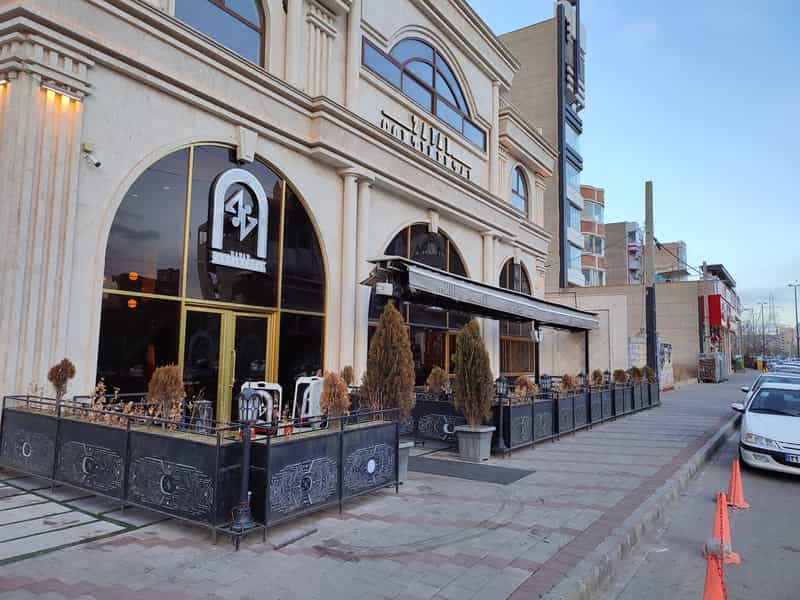 عکس کافه رستوران ظفر شهرک باغمیشه تبریز