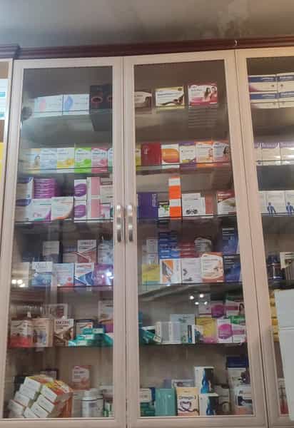 عکس داروخانه تخصصی دکتر صدرالدینی در خیابان تبریز