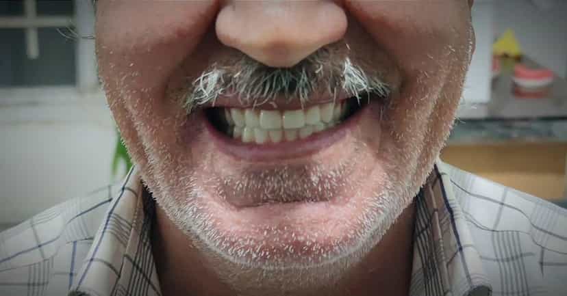 عکس لابراتوار آیس دنت در هفده شهریور تبریز