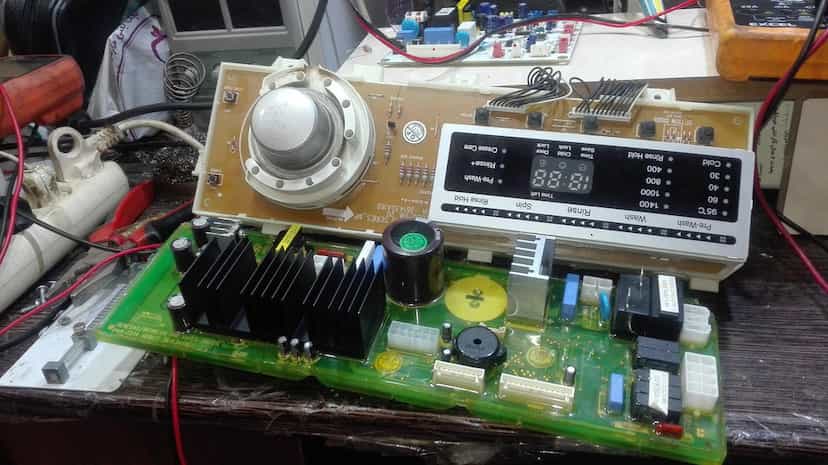 عکس تعمیرات بردالکترونیکی در سیابان(عباسی) تبریز