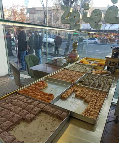 عکس باقلوا کونفه اوزل در ائل گلی تبریز