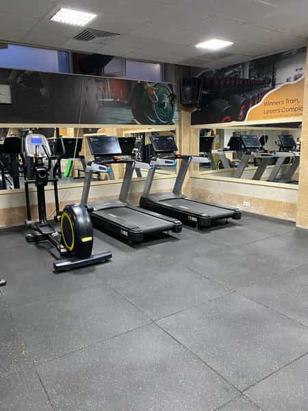 عکس باشگاه بدنسازی و آمادگی جسمانی برتر در ولیعصر تبریز