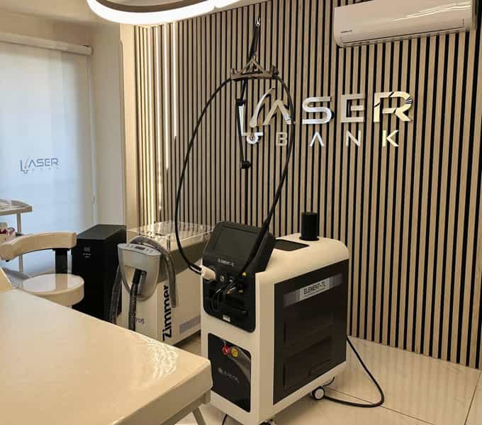 عکس لیزر بانک در ولیعصر تبریز