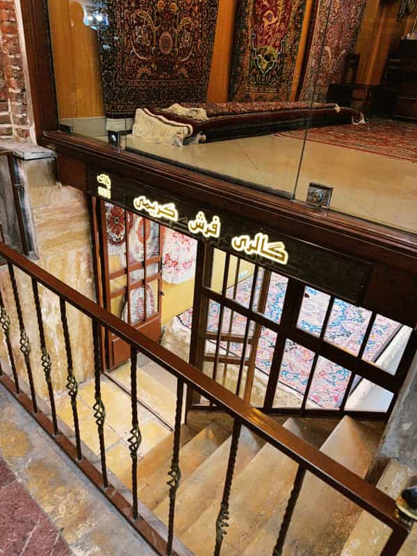 عکس فرش کریمی در بازار تبریز