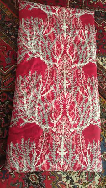 عکس پارچه و کالای خواب ترمه در قره باغی تبریز