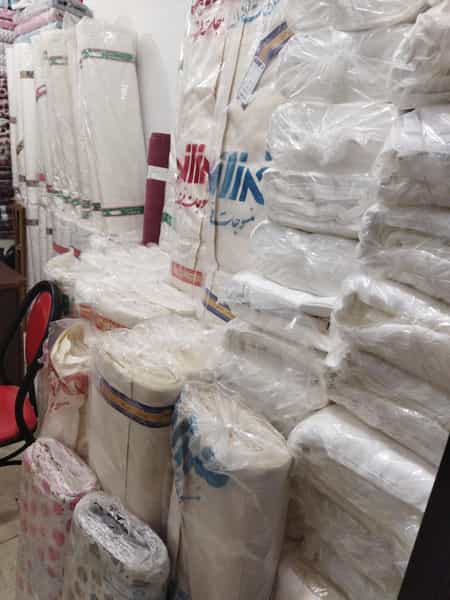 عکس پارچه و طاقه فروشی صفرزاده در بازار تبریز