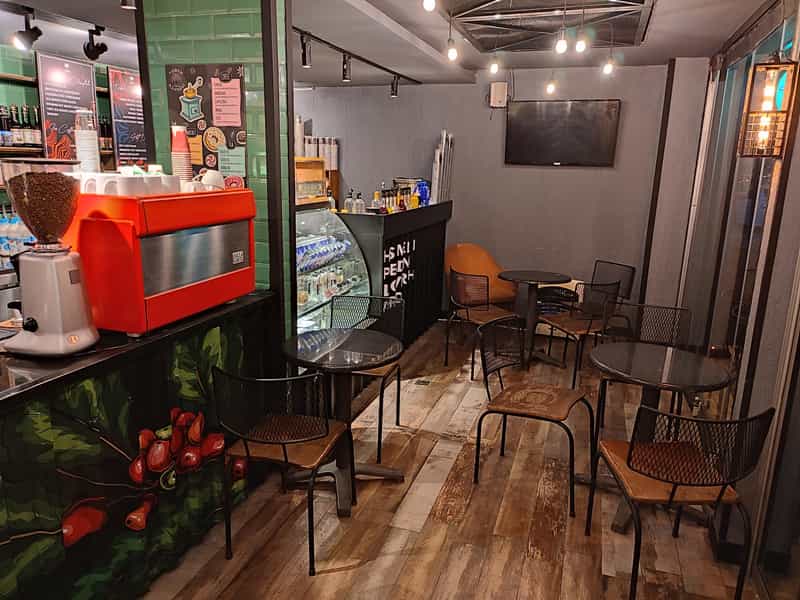 عکس قهوه یمن در ولیعصر تبریز