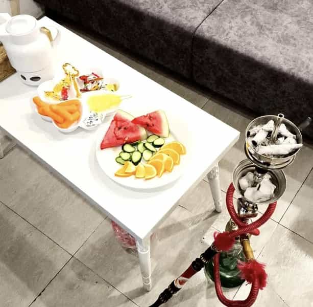 عکس چایخانه و سفره خانه خانواده در ائل گلی تبریز
