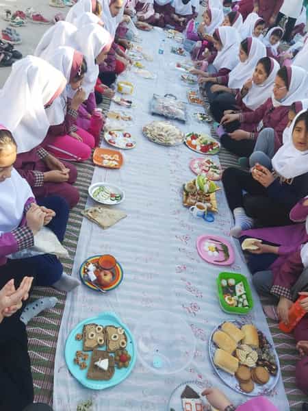 عکس دبستان ۱۲ فروردین در زیتون کارمندی اهواز