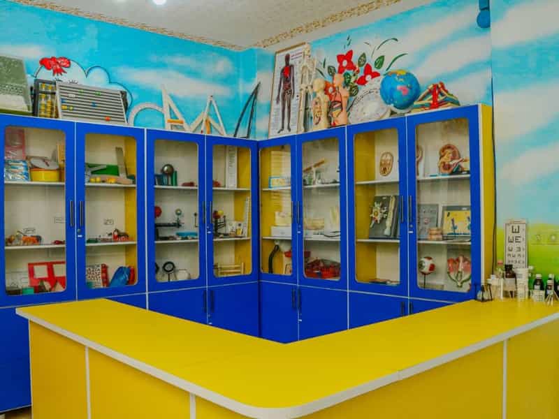 عکس مدرسه پسرانه امام خمینی ره در گلستان اهواز