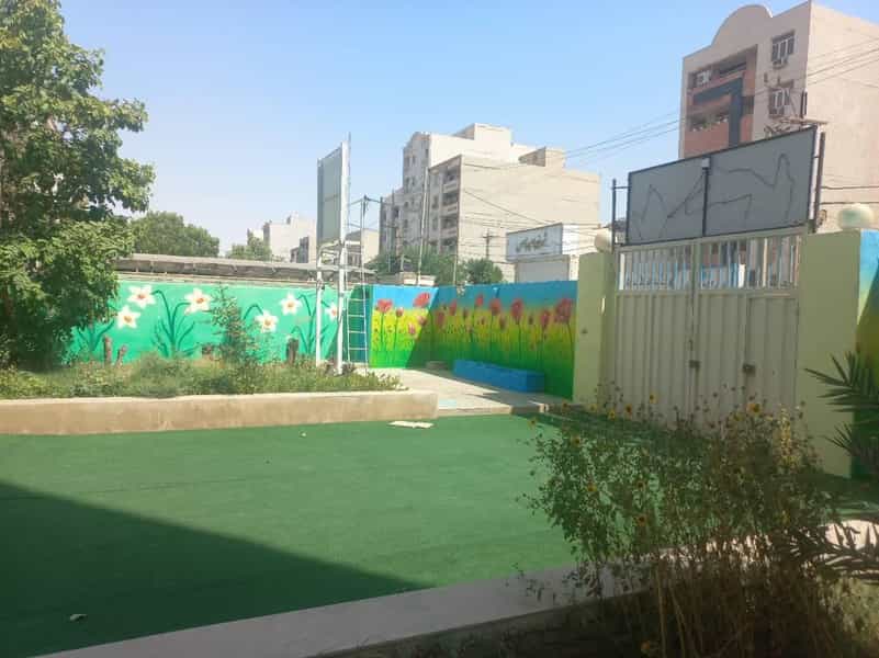 عکس دبیرستان متوسطه اول پسرانه دانشمندان در کوروش اهواز