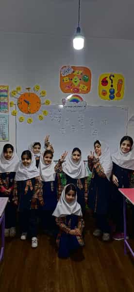 عکس دبستان و پیش دبستانی دخترانه استادان در فاز دو پادادشهر اهواز