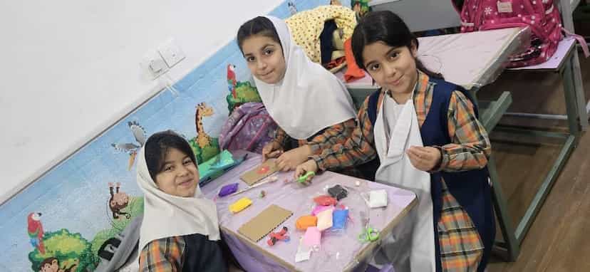 عکس دبستان و پیش دبستانی دخترانه استادان در فاز دو پادادشهر اهواز