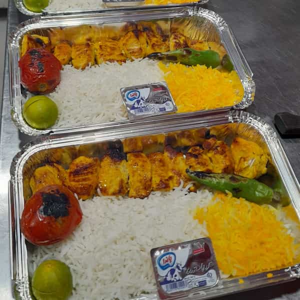 عکس کباب ذغالی عزت در زیتون کارمندی اهواز