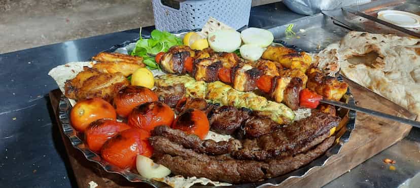 عکس رستوران و کبابسرای بنیامین کوی مدرس(کوی طلاب) اهواز