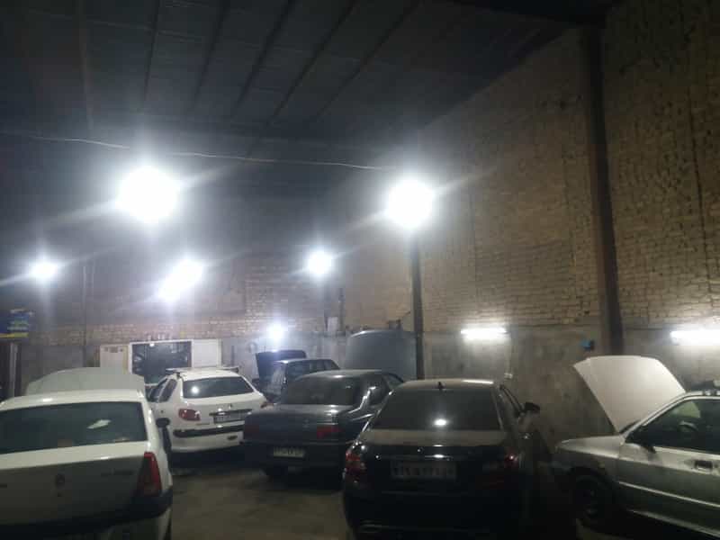 عکس تعمیرگاه اتومبیل کاشان رکورد در سر فره و صدره کاشان