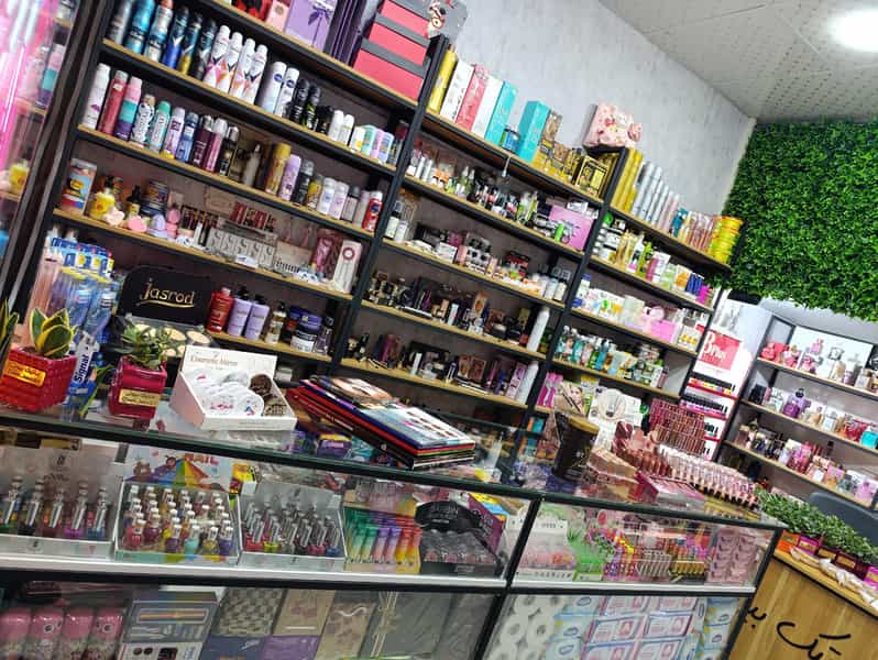 عکس لوازم آرایشی بهداشتی ماتیک بیوتی
