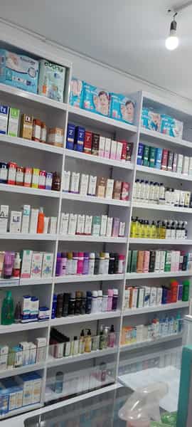 عکس داروخانه دکترجنیدی در شهر ورامین