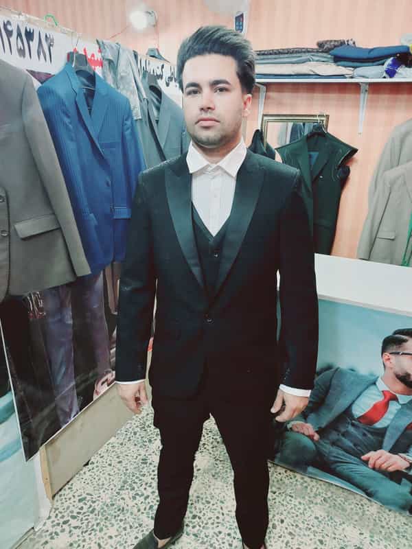 عکس خیاطی کت و شلوار.. رضا مشهدی در نادری اهواز
