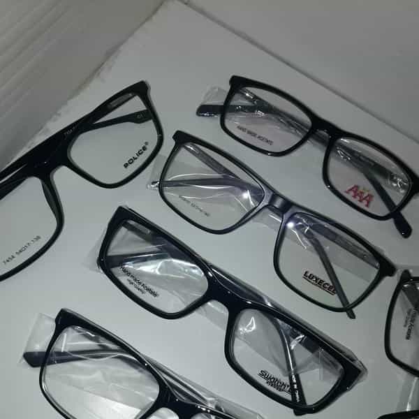 عکس عینک اکسین در نادری اهواز