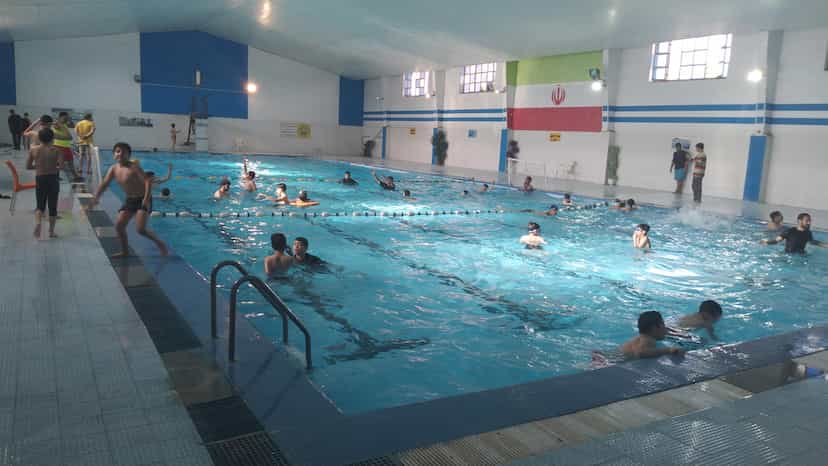 عکس استخر سرپوشیده راه آهن در امانیه اهواز