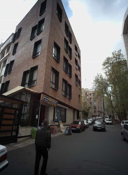 عکس آفر مارکت در حکمت 