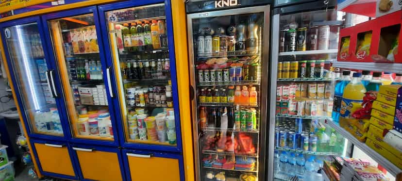 عکس ایران مارکت در نظام آباد 