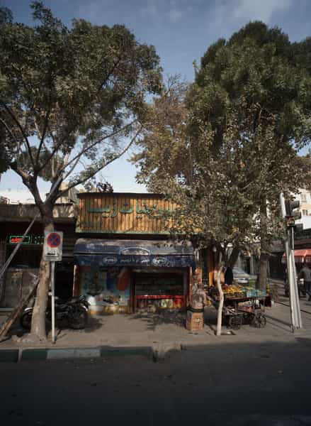 عکس سوپر لبنیات زیبا در قیام 