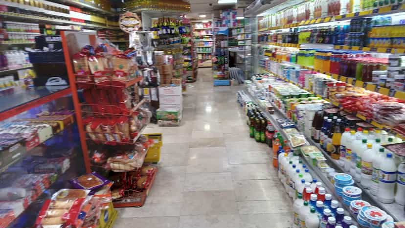 عکس سوپرمارکت سورنا سعادت آباد - ۸۳ در دریا