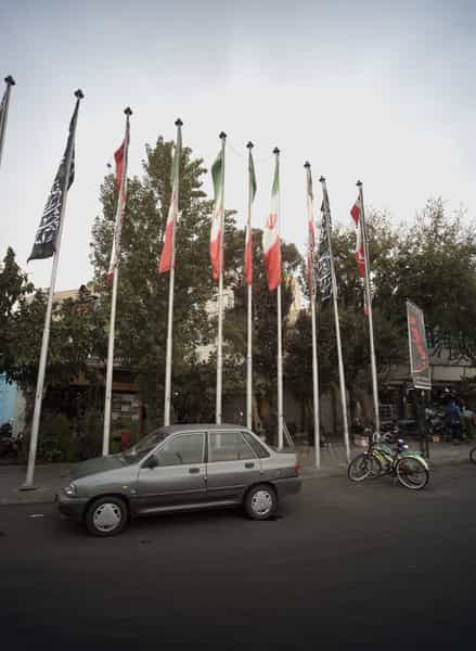 عکس فروشگاه مواد غذایی در قلمستان تهران