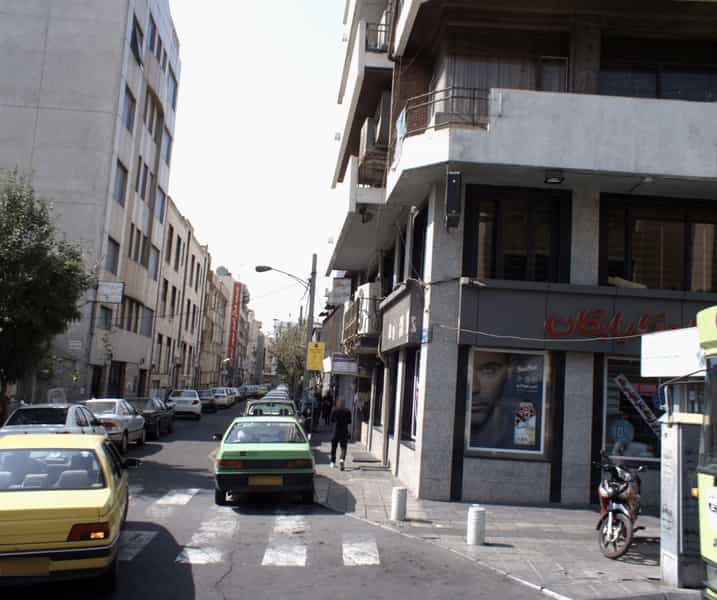 عکس فروشگاه مواد غذایی در جمالزاده 