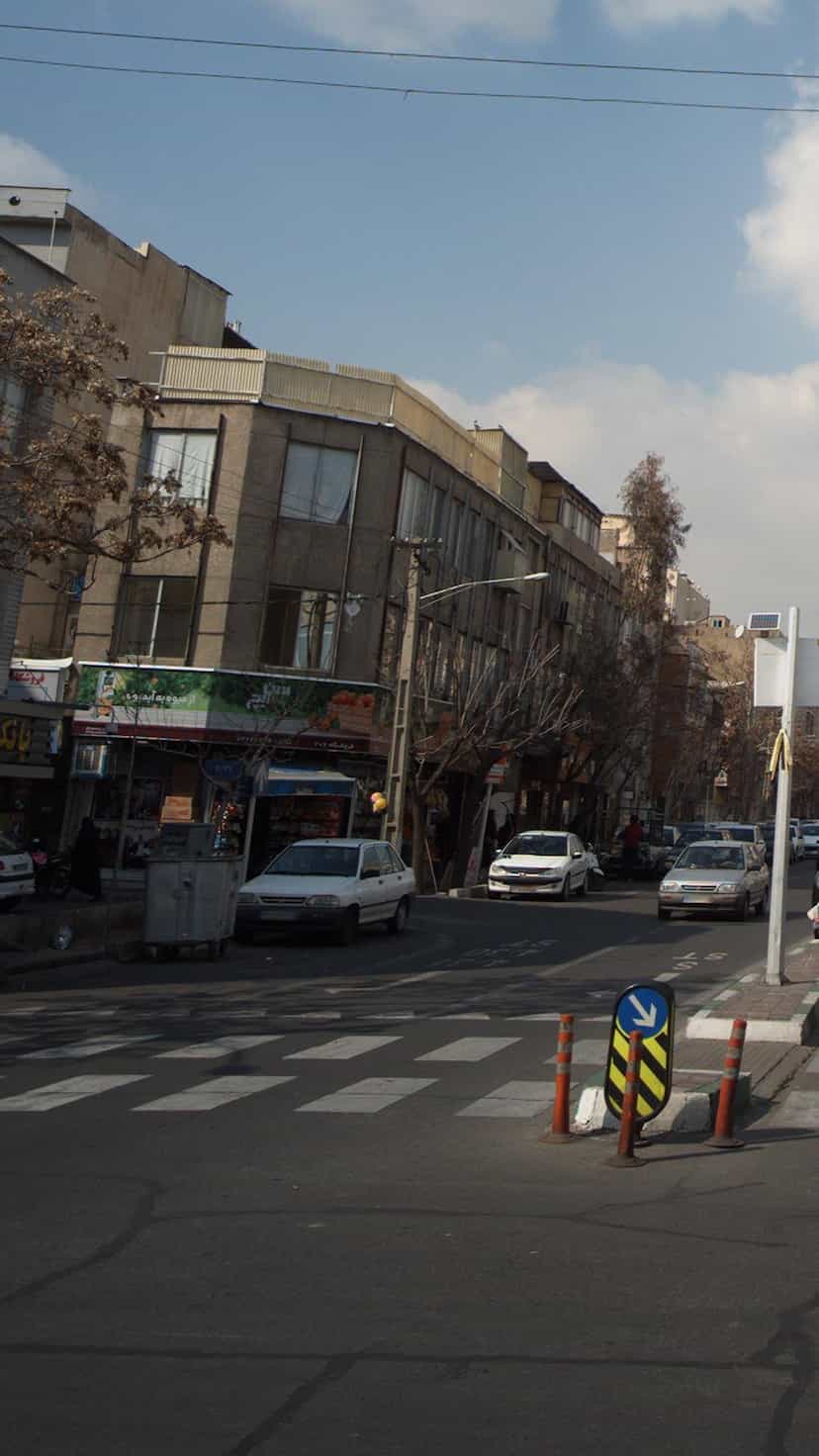 عکس فروشگاه ۴۰۶ در نیرو هوایی تهران