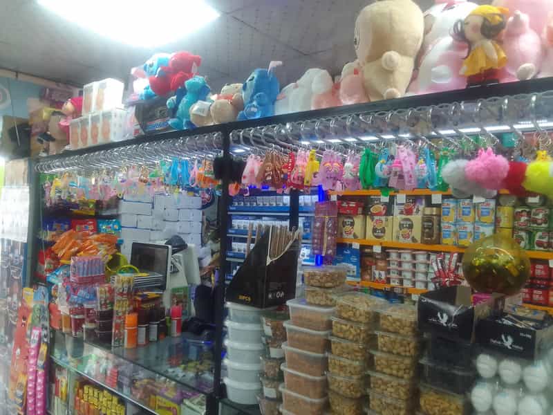 عکس سوپر مارکت ساحل در حکیمیه تهران