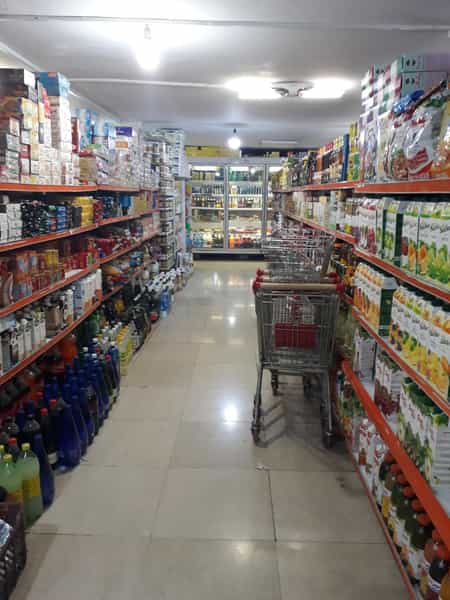 عکس سوپرمارکت شکیبایی در ونک تهران