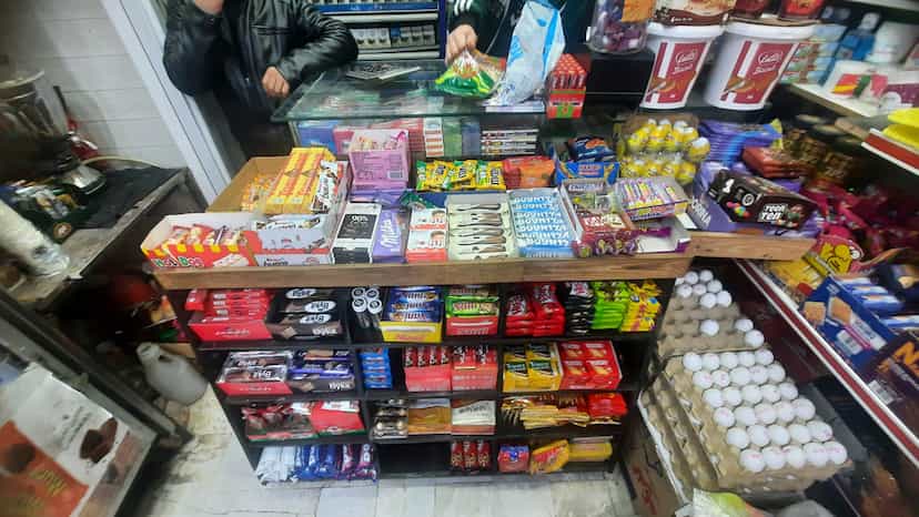 عکس سوپرمارکت برادران بابایی در جنت آباد شمالی 