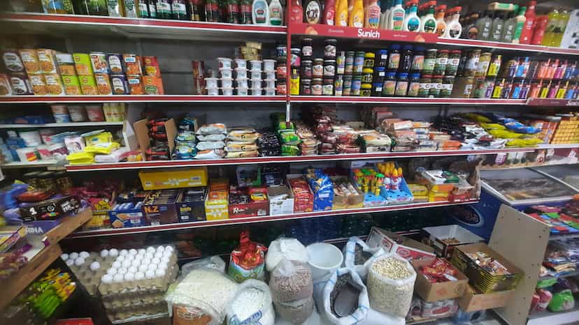 عکس سوپرمارکت برادران بابایی در جنت آباد شمالی 