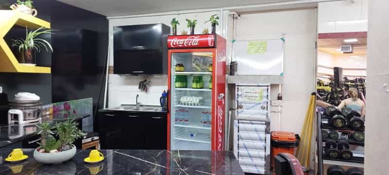 عکس باشگاه بدنسازی پایا ۲