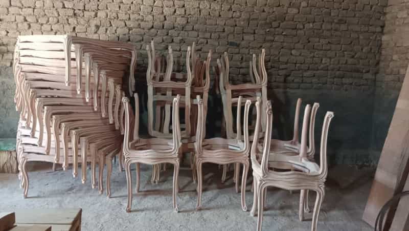 عکس تعمیرات مبلمان ومصنوعات چوبی
