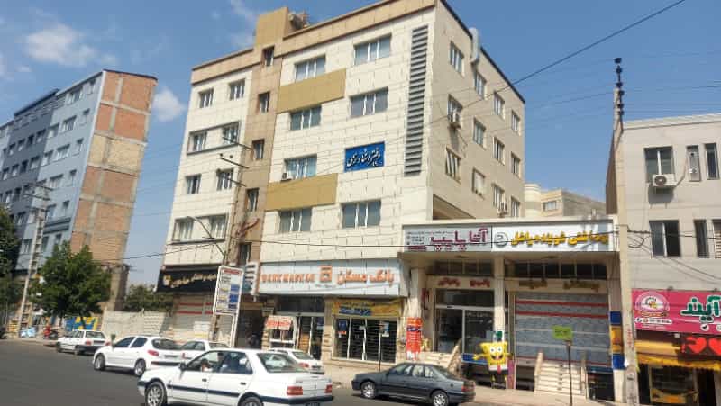 عکس دفتر اسناد رسمی ۴۹ ارومیه در میدان رودکی