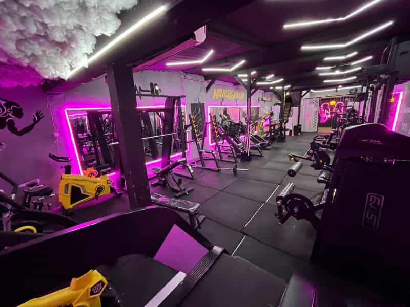 عکس باشگاه بانوان فلاح