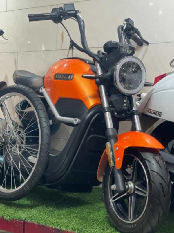 عکس تهران گاراژ