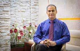 عکس دکتر حمیدرضا وفائی متخصص جراحی و زیبایی در سعادت آباد