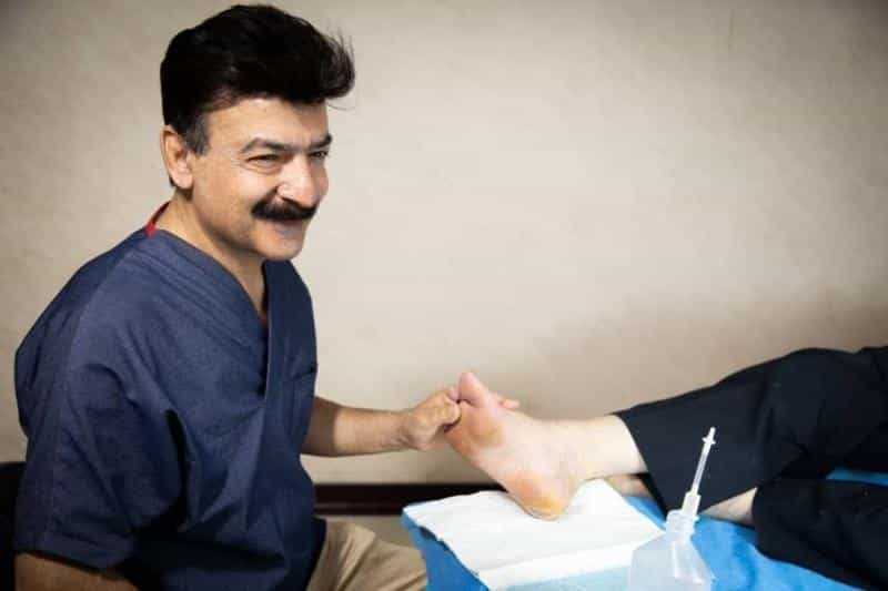 عکس کلینیک تخصصی درمان زخم بستر و زخم پای دیابت در سمنان و دامغان 