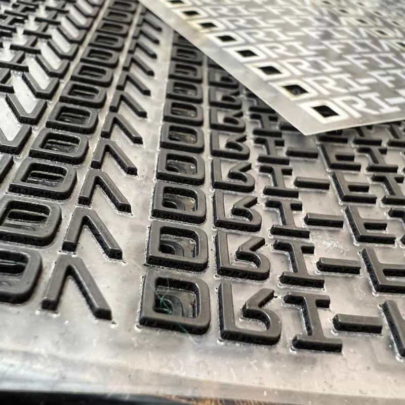 عکس چاپ فردوسی مرکز چاپ کاتر ، چاپ برجسته و ژلاتین در منیریه 