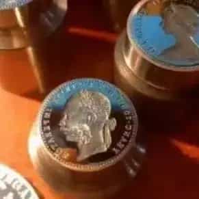 عکس قالب سازی حقیقی ساخت قالب زرگری، قالب طلاسازی و قالب سکه در تهران