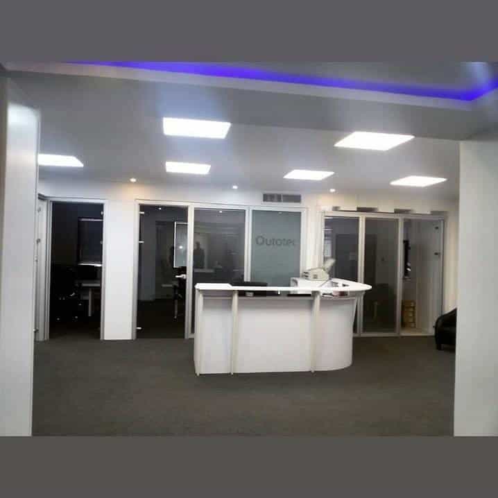 عکس تخریب و جابجایی دیوار ( فلت ) بازسازی ساختمان در تجریش
