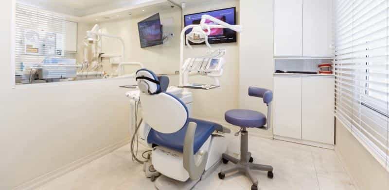 عکس کلینیک دندانپزشکی فرهنگ در سعادت آباد