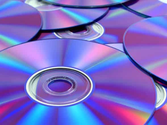عکس پلیمرکاران خریدار CD و DVD در تهران و شهریار و سراسر کشور 